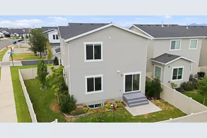 5657 W Lost Mine Ln S, Herriman, UT 84096 - Photo 34
