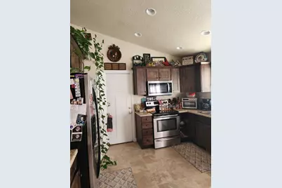 560 E 1140 S, Roosevelt, UT 84066 - Photo 2