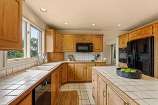 923 W Wilshire Ct, Farmington, UT 84025 - Photo 22