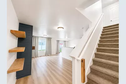 577 S Gooseneck Way, Saratoga Springs, UT 84045 - Photo 2