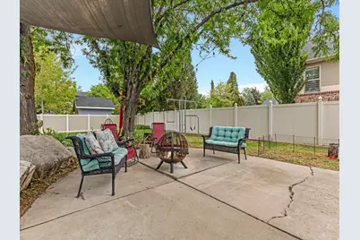 732 W 2300 S, Syracuse, UT 84075 - Photo 32