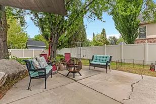 732 W 2300 S, Syracuse, UT 84075 - Photo 32