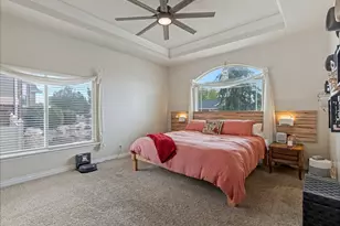 732 W 2300 S, Syracuse, UT 84075 - Photo 18