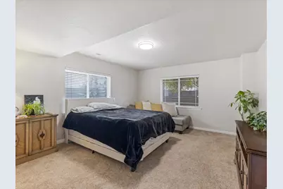 732 W 2300 S, Syracuse, UT 84075 - Photo 26