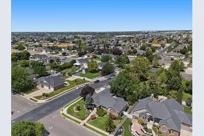 732 W 2300 S, Syracuse, UT 84075 - Photo 40