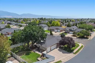 732 W 2300 S, Syracuse, UT 84075 - Photo 38
