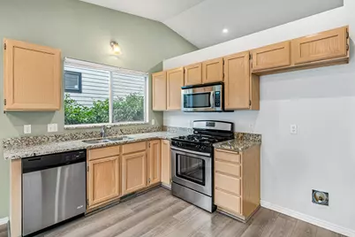 8277 S 560 E, Sandy, UT 84070 - Photo 12