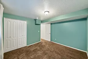 8277 S 560 E, Sandy, UT 84070 - Photo 28