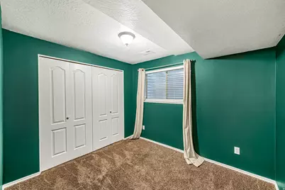 8277 S 560 E, Sandy, UT 84070 - Photo 24
