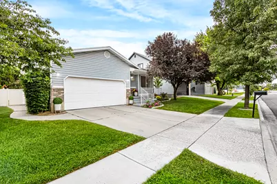 8277 S 560 E, Sandy, UT 84070 - Photo 34