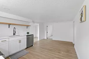 975 N 200 W, Pleasant Grove, UT 84062 - Photo 22