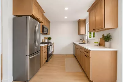 8791 S 1350 E, Cottonwood Heights, UT 84093 - Photo 8