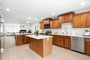 1339 E Lake Springs Ln S, Holladay, UT 84117 - Photo 8