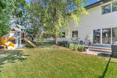 1451 E Longdale Dr, Sandy, UT 84092 - Photo 36