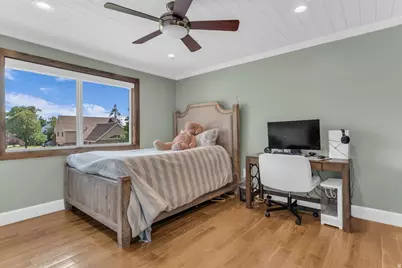 1451 E Longdale Dr, Sandy, UT 84092 - Photo 26