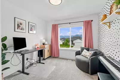 571 S 690 E, Hyrum, UT 84319 - Photo 14
