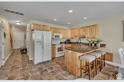 1865 E Whitetail Way, Layton, UT 84040 - Photo 12