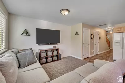 1865 E Whitetail Way, Layton, UT 84040 - Photo 8