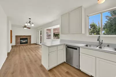 936 N 750 W, Clinton, UT 84015 - Photo 10