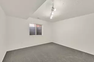 936 N 750 W, Clinton, UT 84015 - Photo 30