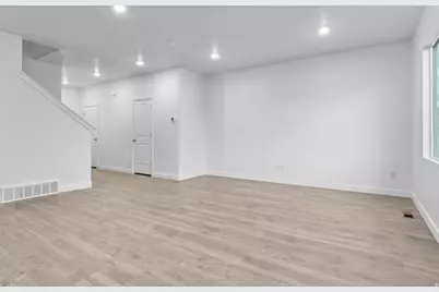 758 W 2840 S #4, Nibley, UT 84321 - Photo 8