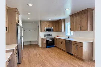 1158 N 700 E, Nephi, UT 84648 - Photo 6