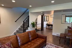 4867 S 1690 E, Holladay, UT 84117 - Photo 2