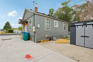 355 E 400 N, Orem, UT 84057 - Photo 32