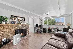 701 E 500 S, Bountiful, UT 84010 - Photo 2