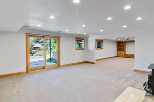 3633 E Country Hollow Dr, Salt Lake City, UT 84121 - Photo 20