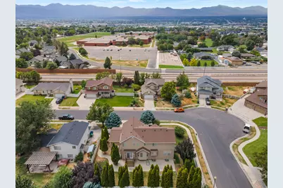 11079 S Ohenry Rd E, Sandy, UT 84070 - Photo 26