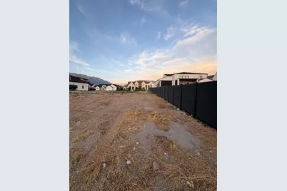 263 N 350 W, Vineyard, UT 84059 - Photo 12