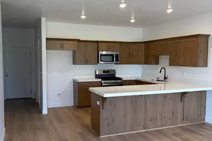 554 E 640 N Lot 108, Salem, UT 84653 - Photo 2