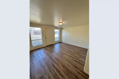 1215 E Gordon Ave, Layton, UT 84040 - Photo 6