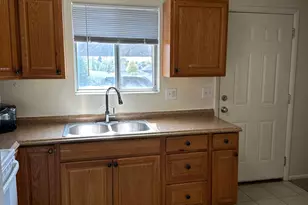 1215 E Gordon Ave, Layton, UT 84040 - Photo 24