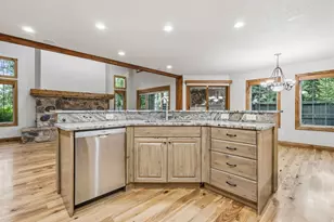 3160 E Old Ridge Cir S, Cottonwood Heights, UT 84121 - Photo 2
