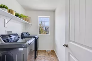13162 S Brickshire Ln W, Herriman, UT 84096 - Photo 18