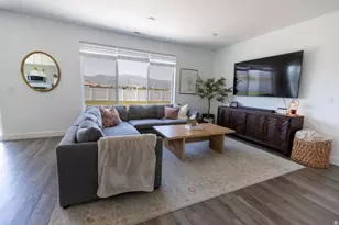 1158 S 650 E, Hyrum, UT 84319 - Photo 4