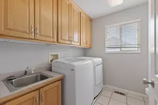 1791 Red Barn Rd, Springville, UT 84663 - Photo 12