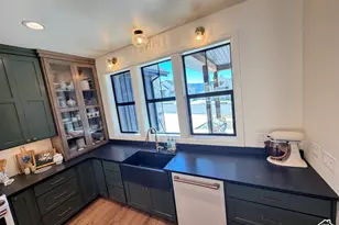 170 N Sherwood Dr, Providence, UT 84332 - Photo 42