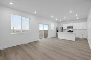 868 E Eden St, Eagle Mountain, UT 84005 - Photo 8