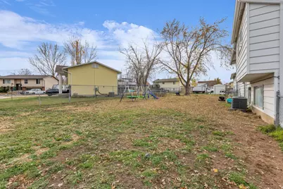 1118 N 575 W, Clinton, UT 84015 - Photo 16