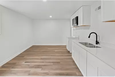 8261 S Maio Dr, Sandy, UT 84093 - Photo 16