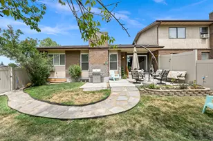 2246 E Lincoln Ct, Holladay, UT 84124 - Photo 4