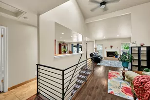 2246 E Lincoln Ct, Holladay, UT 84124 - Photo 2