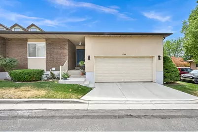 2246 E Lincoln Ct, Holladay, UT 84124 - Photo 2