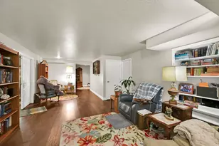 2246 E Lincoln Ct, Holladay, UT 84124 - Photo 26