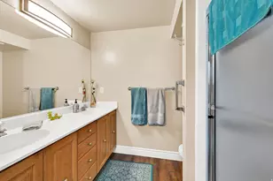2246 E Lincoln Ct, Holladay, UT 84124 - Photo 22