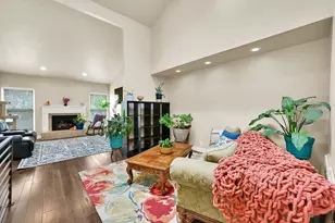 2246 E Lincoln Ct, Holladay, UT 84124 - Photo 6