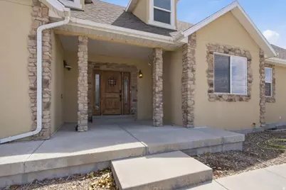 1232 E Canyon Rd N, Lake Point, UT 84074 - Photo 8
